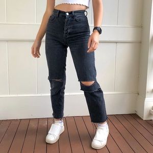 High rise ripped jeans
